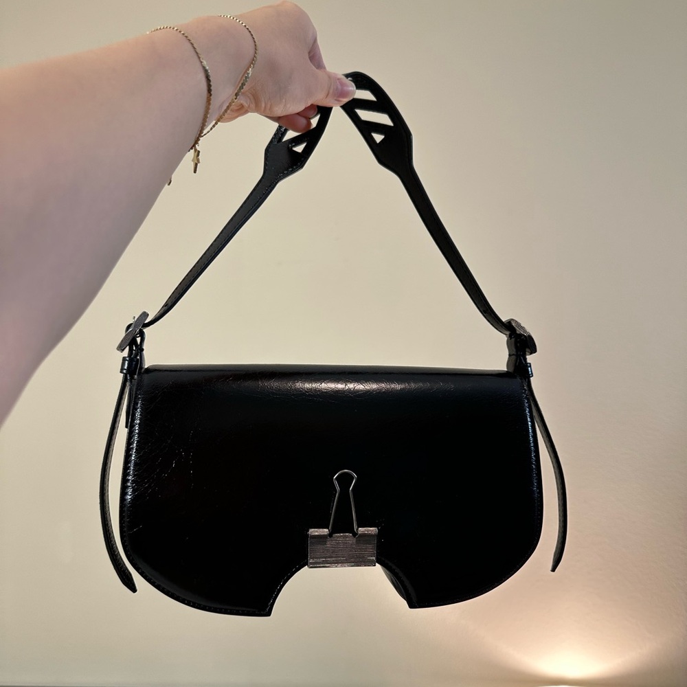Off-White Swiss Flap Binder Clip Bag c/o Virgil Abloh (Black)